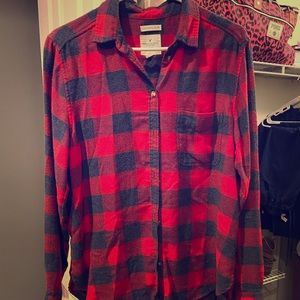 Woman’s American Eagle flannel